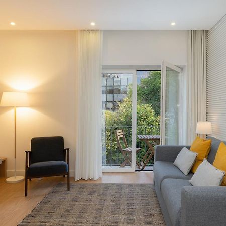 Guestready - Modern 2-Bedroom Apt In Cedofeita 포르투 외부 사진