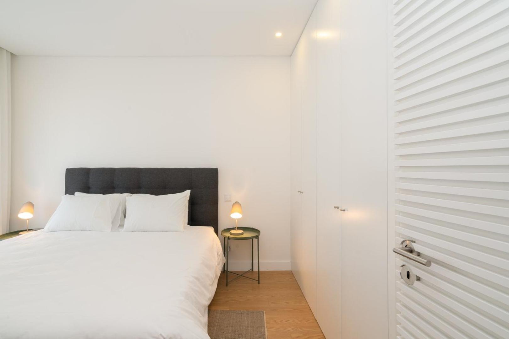 Guestready - Modern 2-Bedroom Apt In Cedofeita 포르투 외부 사진
