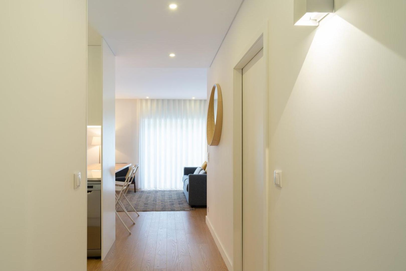 Guestready - Modern 2-Bedroom Apt In Cedofeita 포르투 외부 사진