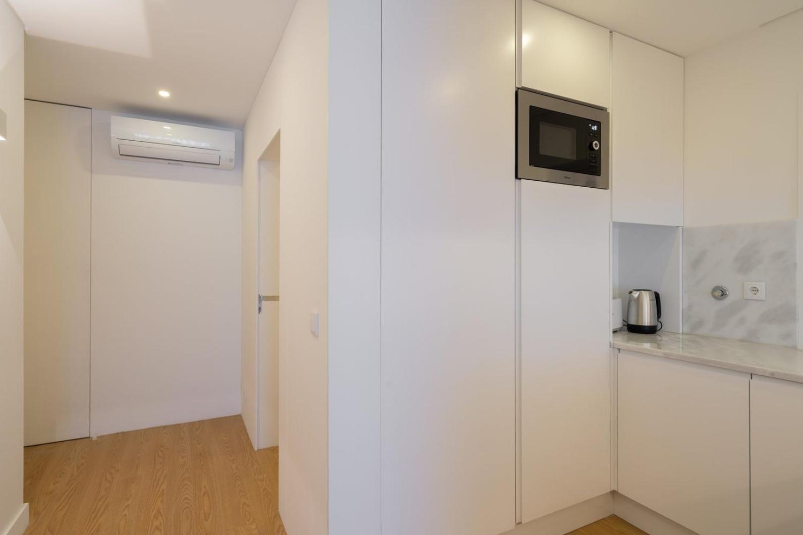 Guestready - Modern 2-Bedroom Apt In Cedofeita 포르투 외부 사진