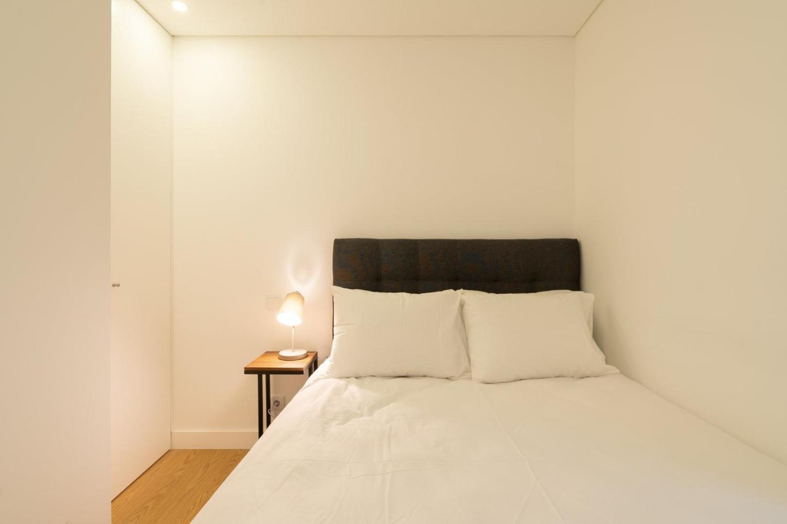 Guestready - Modern 2-Bedroom Apt In Cedofeita 포르투 외부 사진