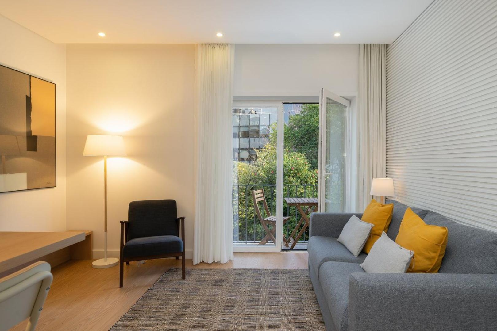 Guestready - Modern 2-Bedroom Apt In Cedofeita 포르투 외부 사진